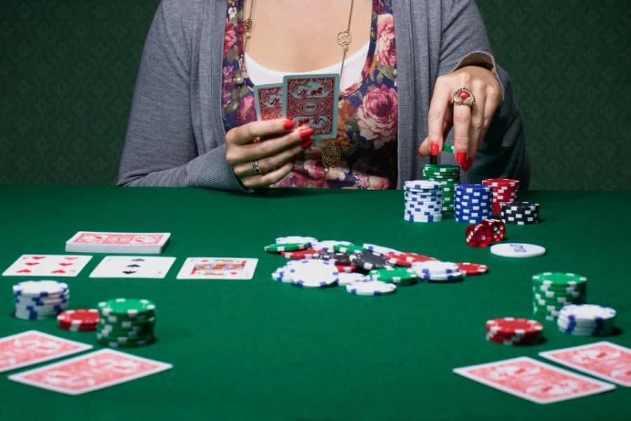 Khám phá về những kỹ thuật chơi Baccarat được chuyên gia đánh giá rất cao