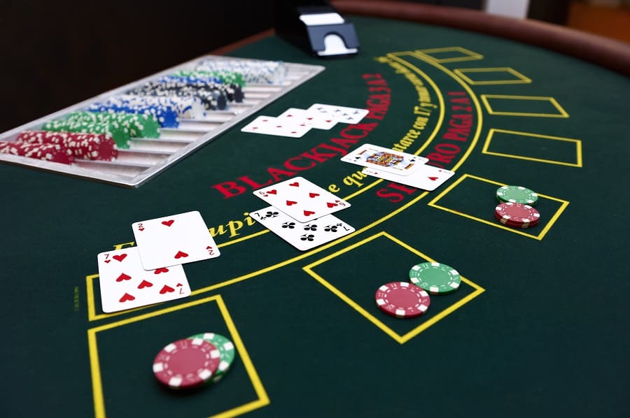 Cách tính toán về xác suất thắng và thua khi chơi Blackjack